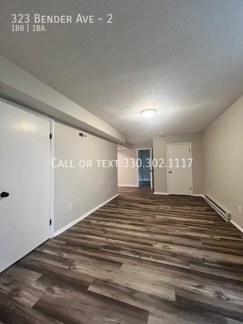 Building Photo - Completely remodeled lower level apartment...