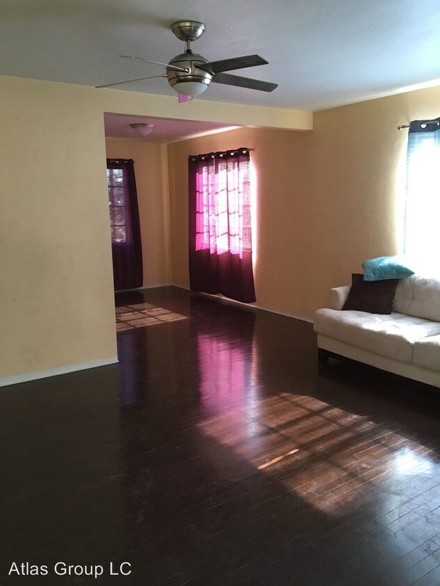 Foto del edificio - 228 N 19th St