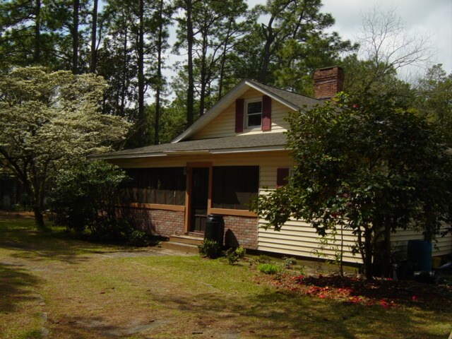 Primary Photo - 155 S Cherry St