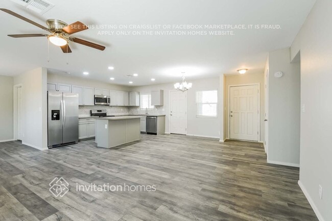 Building Photo - 4555 W Boca Raton Rd