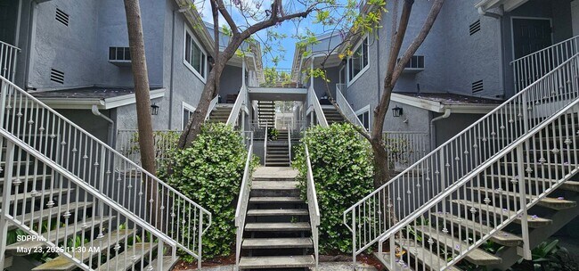 Foto del edificio - NORTH PARK - SAN DIEGO.  Nice 2 Bedroom / ...