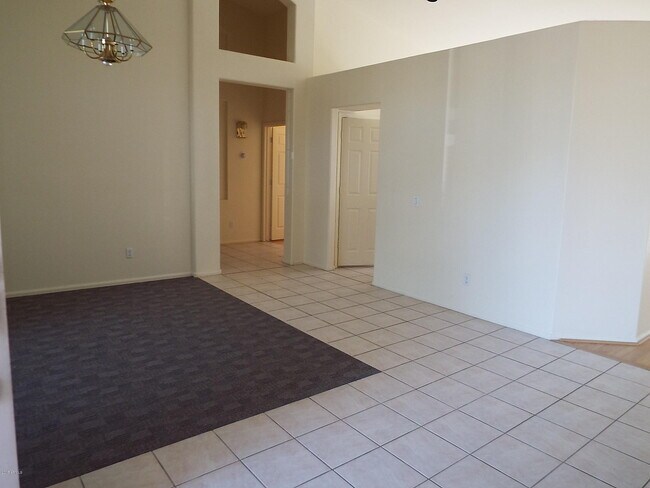 Foto del edificio - 11433 W Laurelwood Ln