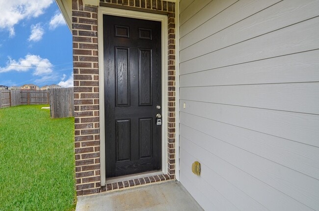 Foto del edificio - 4643 Little Meadow Ln