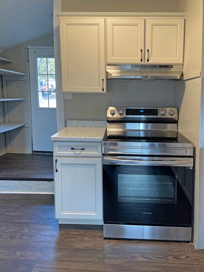 Foto del edificio - AVAILABLE JAN 2024! Cozy Little House in P...