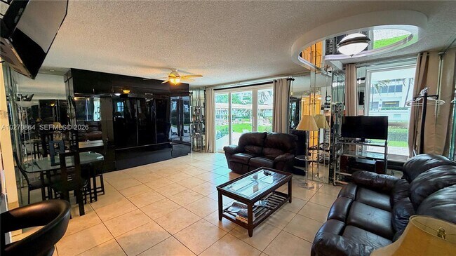 Foto del edificio - 3505 S Ocean Dr