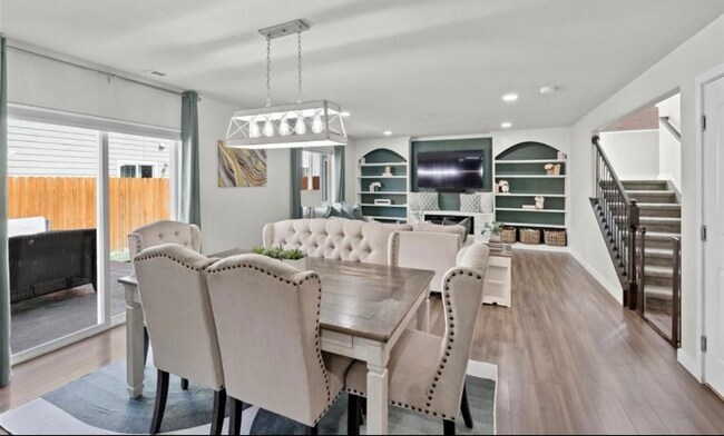 Building Photo - 4032 Silver Star Grove