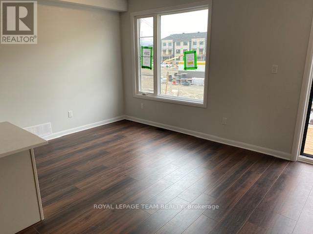 Building Photo - 388 Clearpath Private