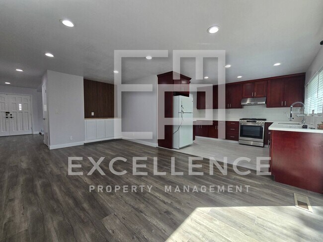 Foto del edificio - Fully Updated 4/2 Corner Lot Home - Firepl...