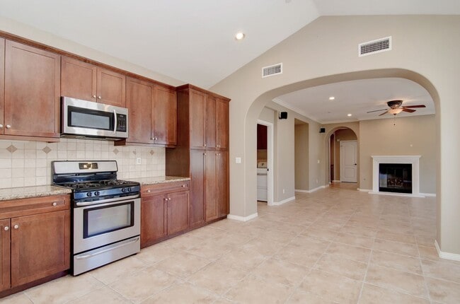 Building Photo - Stunning Upgraded Home in Irvine’s Premier Woodbury Community