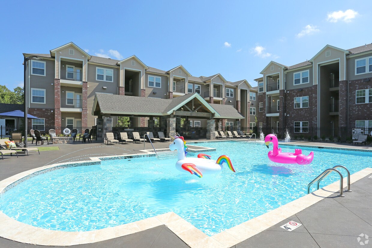 DREAM Aspen Creek Apartments 1100 W Tucson St Broken Arrow, OK