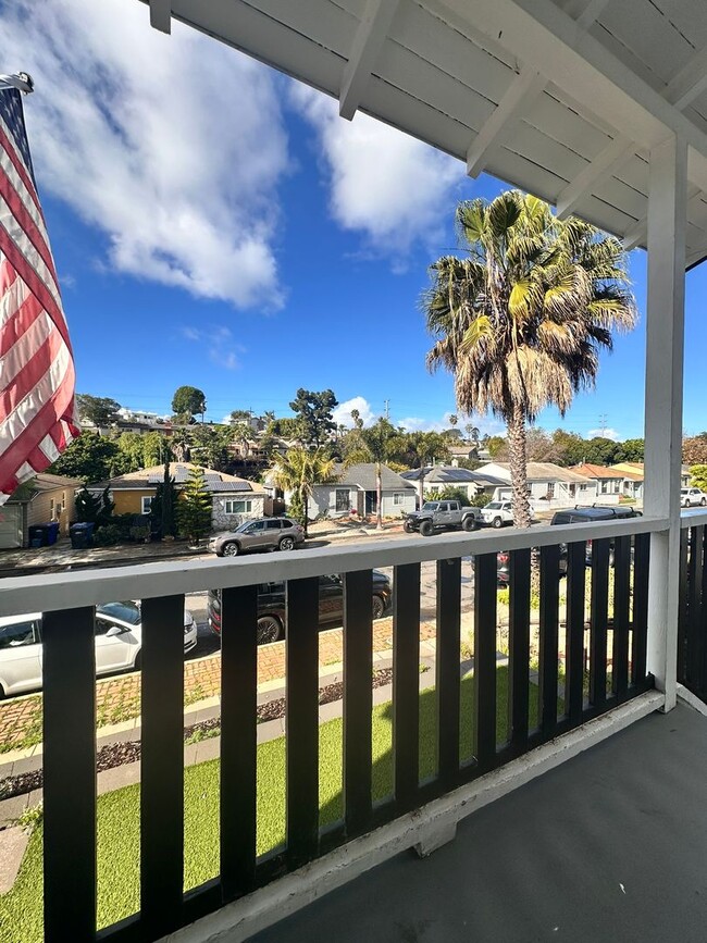 Building Photo - Perfect Point Loma Home! adorable 2 bed, 2 bath home with spacious yard! Don't miss out!!