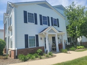 Building Photo - 234 Bertram Dr