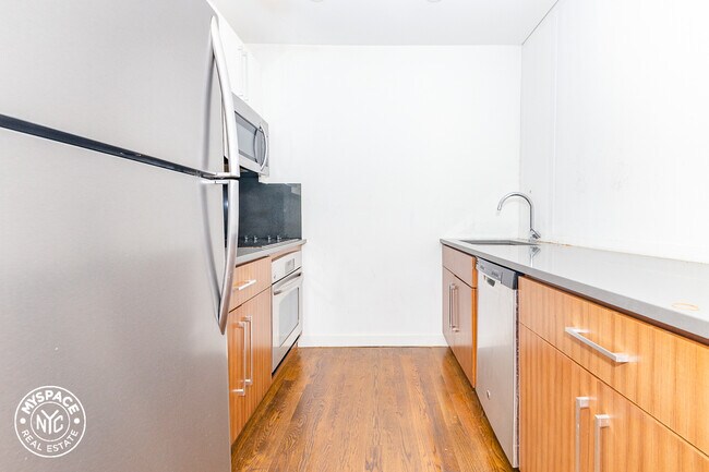 Building Photo - 1209 Dekalb Ave