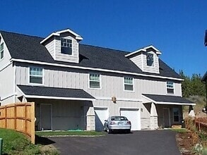 Building Photo - 1785 NE Lotus Dr