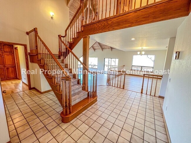 Building Photo - LEASE PENDING -  Home in Atascadero - 4 Be...