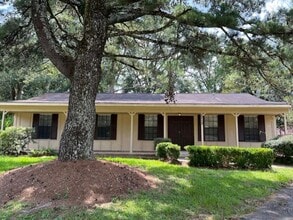 Building Photo - 1712 Long Meadow Rd