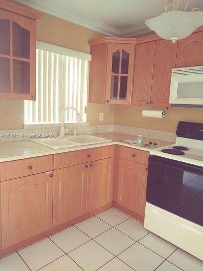 Building Photo - 3021 W 76th St