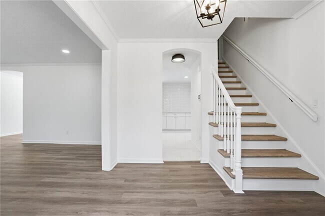 Foto del edificio - 313 Summit Ridge Dr