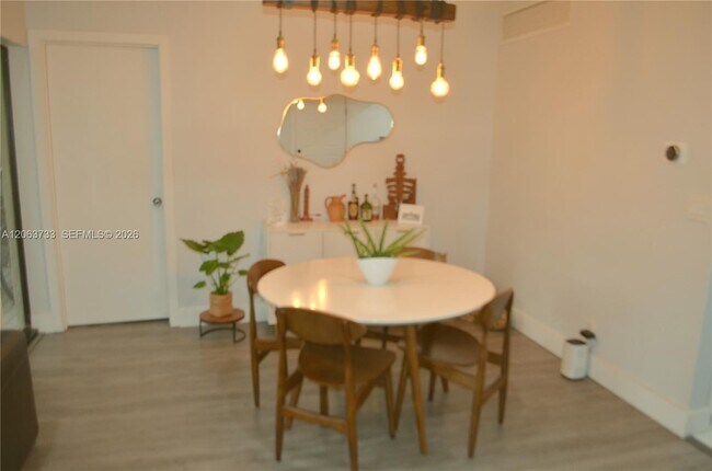 Foto del edificio - 11554 NW 10th St
