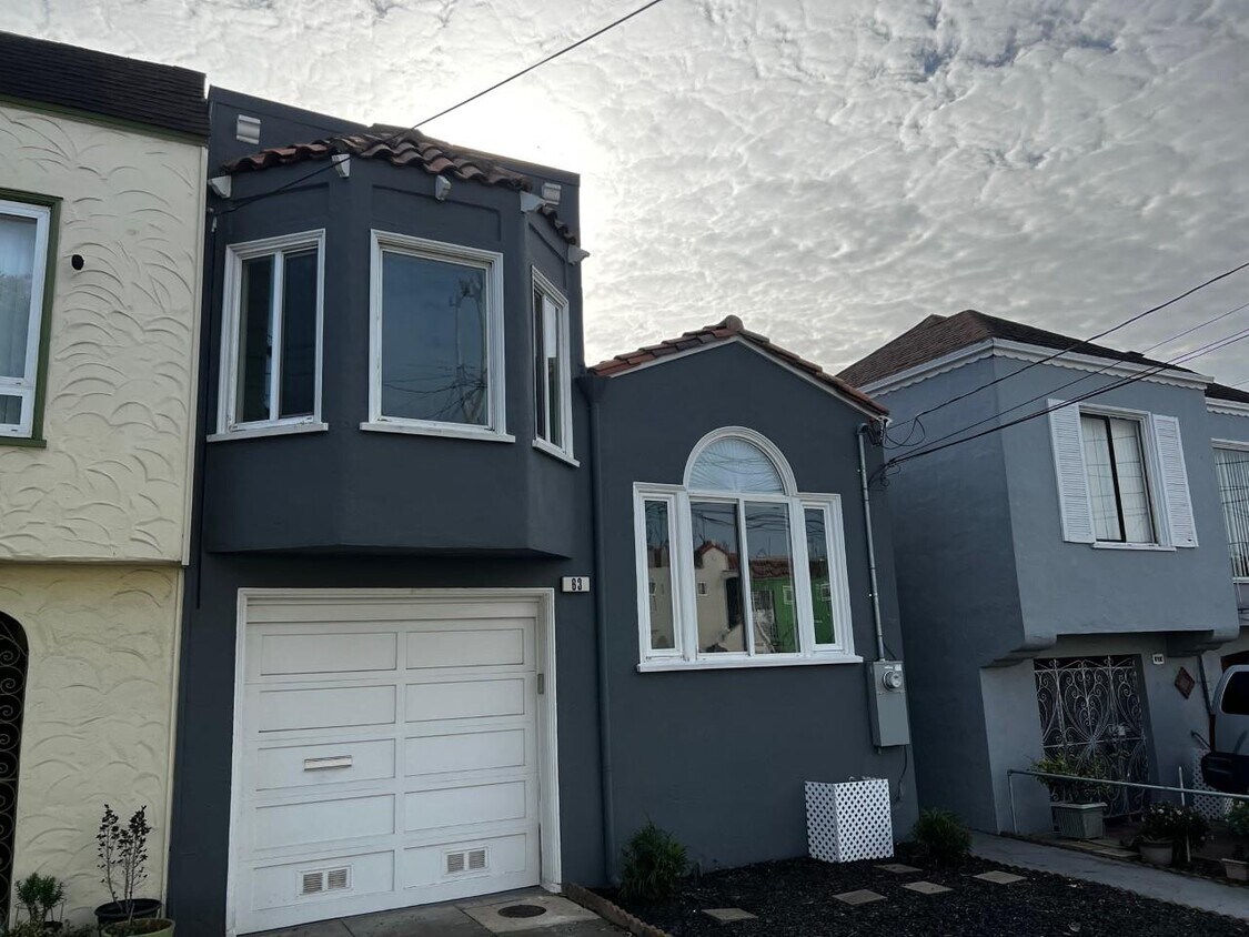 63 W Cavour St, Daly City, CA 94014 House Rental in Daly City, CA