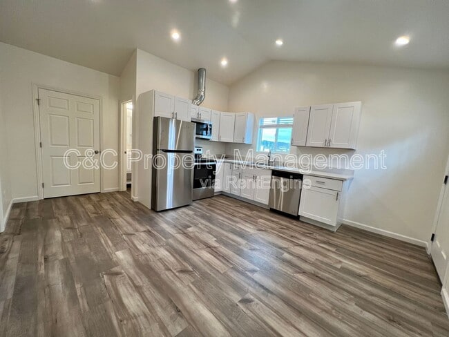 Foto del edificio - 1601 Hilby Ave