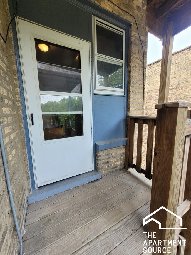 Foto del edificio - 4931 N Whipple St