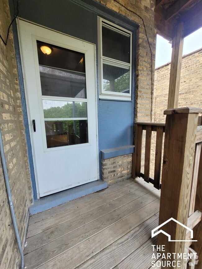 Building Photo - 4937 N Whipple St