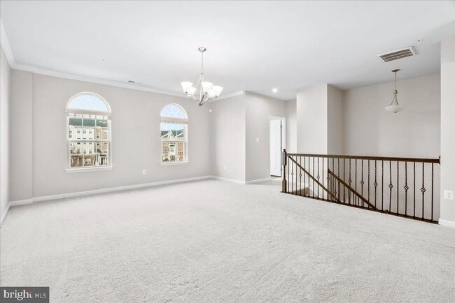 Foto del edificio - 6026 Forum Sq