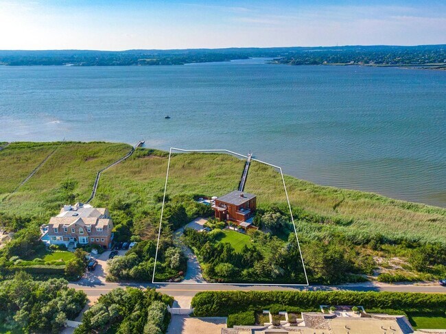 Foto del edificio - 360 Dune Rd