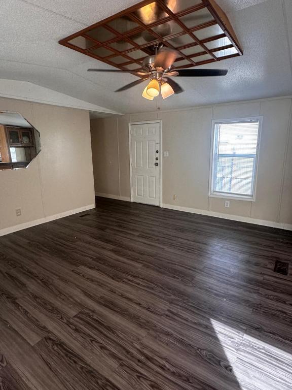 Foto del edificio - 2709 Xalapa St