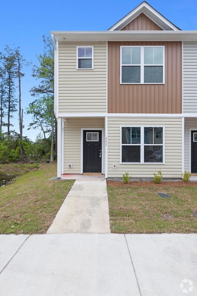 Building Photo - 111 Buckhorn Dr