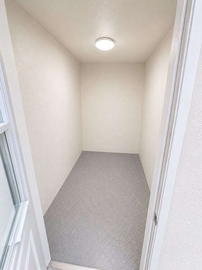 Foto del edificio - 3029 Walnut Ct
