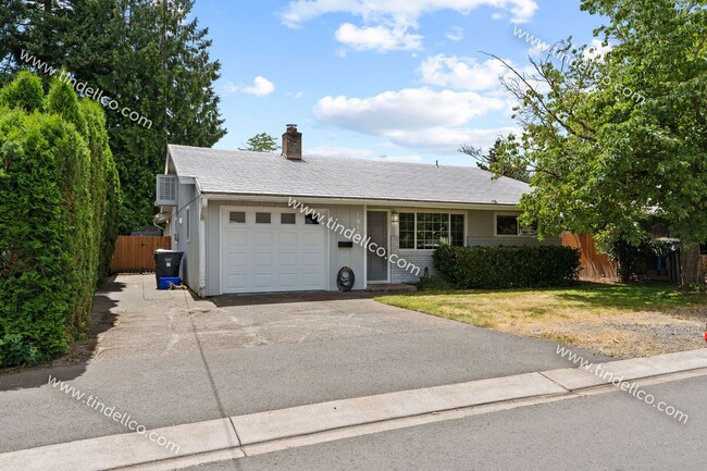 Building Photo - Gladstone Charmer | 3 Bedroom 2 Bathroom H...