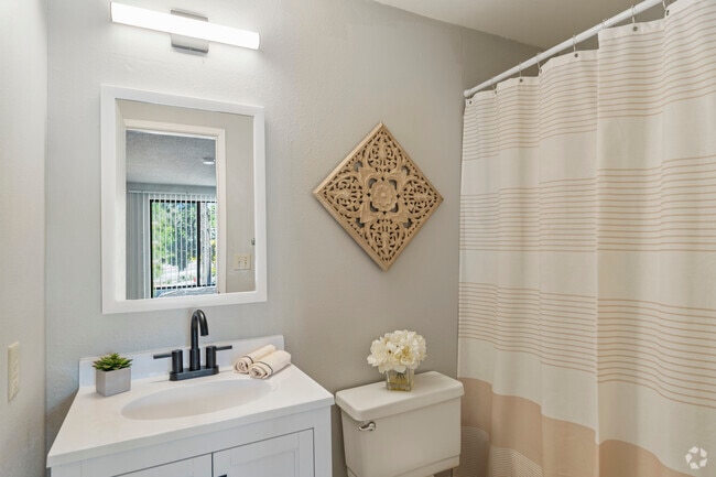 Studio, 1BA - 320 SF - Elevate Reno