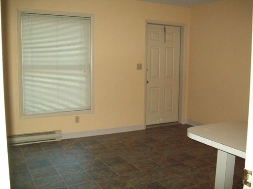 Foto del edificio - 948 W 3rd St