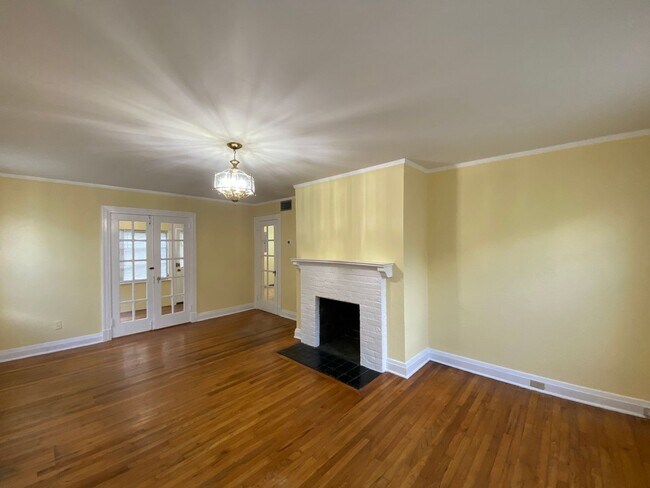 Foto del edificio - 2882 Remington St