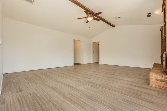 Photo - 1006 W Neptune Rd (Edmond, OK) House