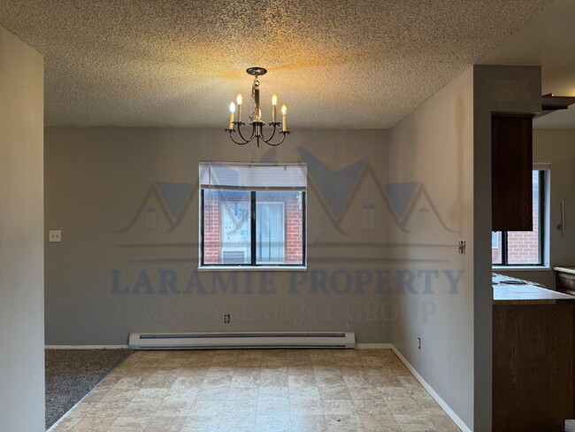 Building Photo - 714 Downey St