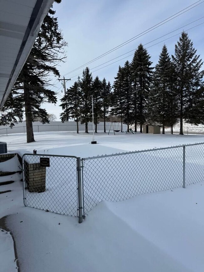 Foto del edificio - House for Rent