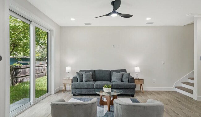 Foto del edificio - 12236 Land St