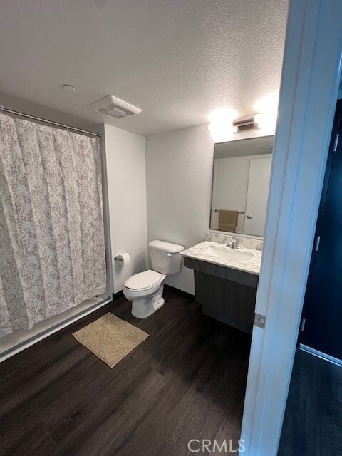 Foto del edificio - 3509 Vista Ln