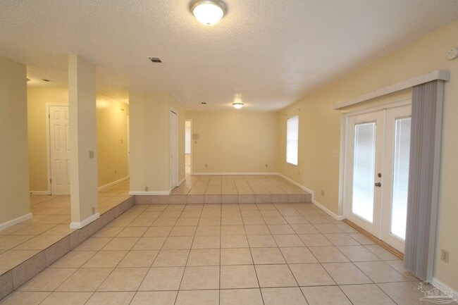 Foto del edificio - 7859 Bay Meadows Dr