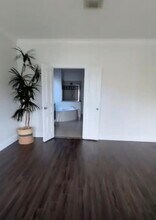 Building Photo - 5203 Auckland Dr