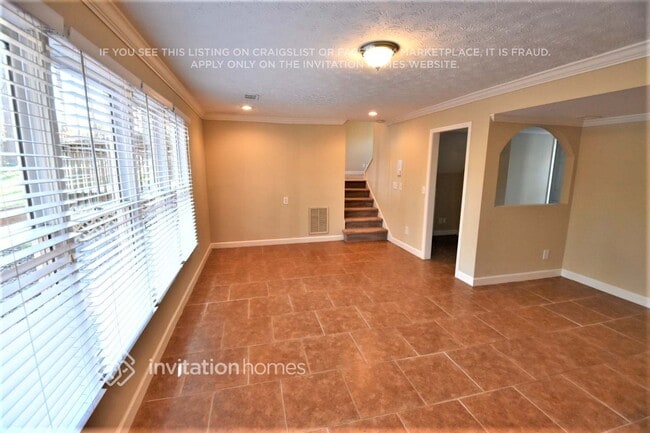 Building Photo - 695 Bankshire Dr