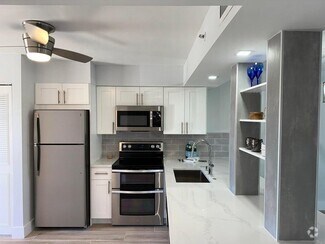 Building Photo - 14527 Bonaire Blvd