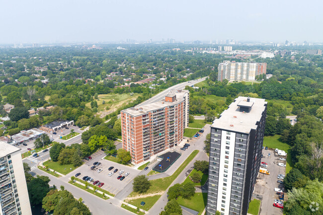 Aerial Photo - Golf View Towers 2