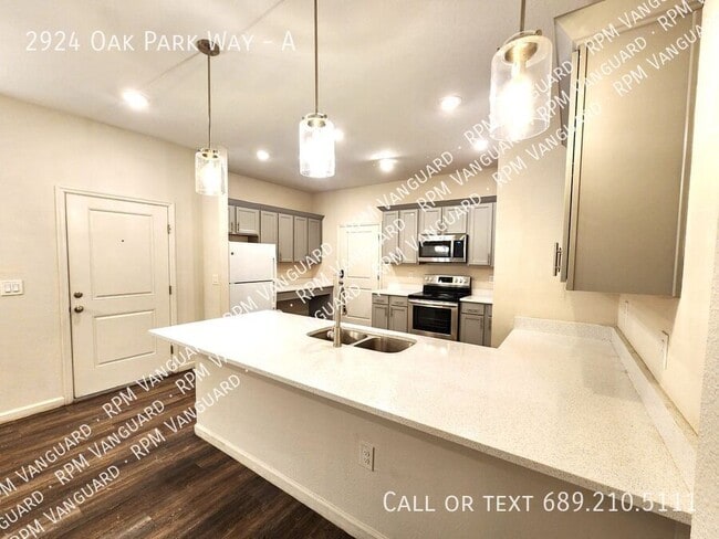 Photo - 2924 Oak Park Way House