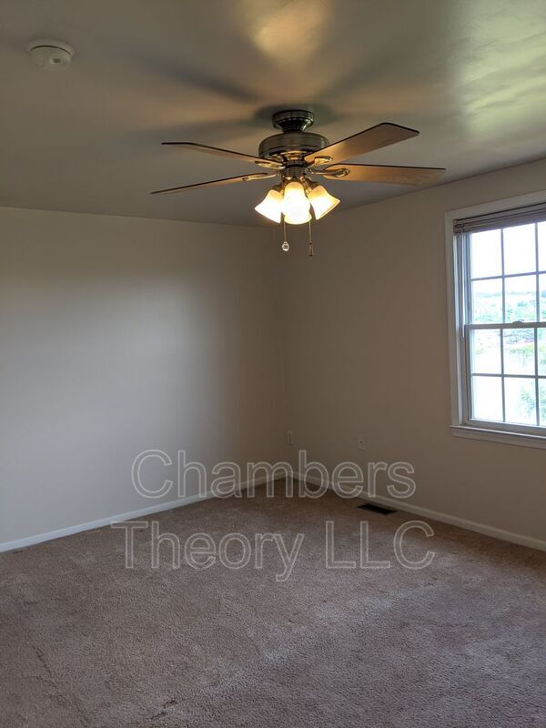 Foto del edificio - 14305 Watery Mountain Ct