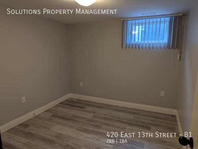 Photo du bâtiment - ***Beautifully Updated Large 2 Bedroom Bas...