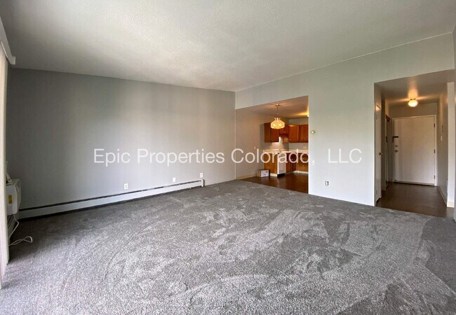 Building Photo - Heather Gardens Active Adult 55+ Secure Access, Climate-Controlled, End-Unit Condo
